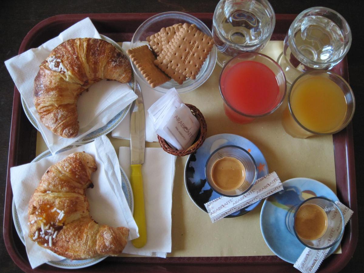 San Demetrio Hotel CTA Eksteriør billede